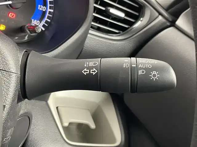 三菱 デリカミニ T プレミアム 埼玉県 2025(令7)年 0.1千km 緑 届出済未使用車　マイパイロット　純正９インチディスプレイオーディオ　マルチアラウンドモニター　レーダークルーズ　デジタルインナーミラー　シートヒーター　ステアリングヒーター　オートハイビーム　ＬＥＤ