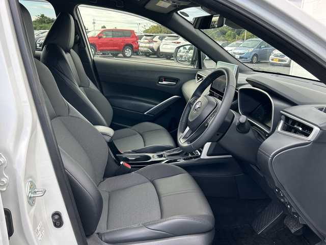 トヨタ カローラ クロス ハイブリッド Z 千葉県 2024(令6)年 0.5万km プラチナホワイトパールマイカ ナビ　全方位カメ　ＥＴＣ２．０　ワンオーナー　パーキングアシスト　クルコン　レーンアシスト　ブレーキホールド　シートヒーター　オートライト　オートマチックハイビーム　ＬＥＤライト　１８インチＡＷ