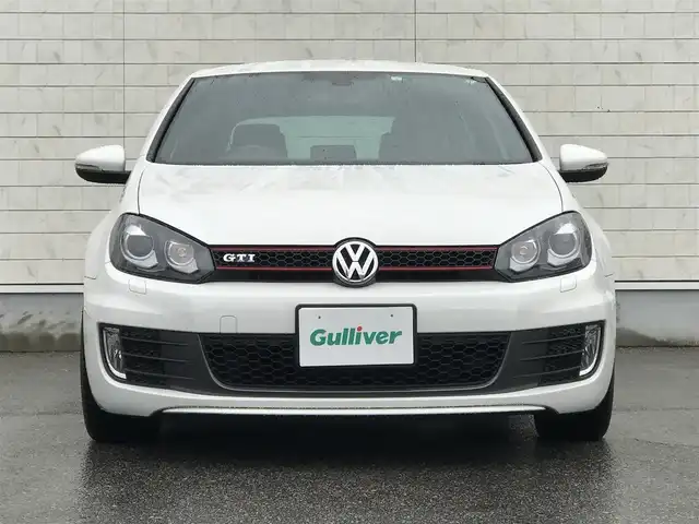 フォルクスワーゲン ゴルフ GTi 富山県 2010(平22)年 6.7万km 白 純正ナビ/Bluetooth/バックカメラ/CD/スタッドレス積込/オートライト/MTモード付/ETC/盗難防止機能/横滑り防止機能/純正フロアマット