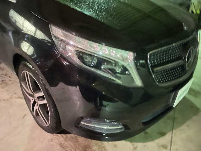 メルセデス・ベンツ Ｖ２２０ d アバンギャルド ロング 神奈川県 2019(令1)年 2万km オブシディアンブラックM 360度カメラ/純正ナビ/フルセグTV/ブルメスタープレミアムサウンドシステム/社外後席モニター（DVDプレーヤー付）/レーダーブレーキパッケージ/両側パワースライドドア/パワーバックドア/パワーシート/シートヒーター/パドルシフト/レーダークルーズコントロール/前後ドライブレコーダー/純正フロアマット/ビルトインETC/保証書/取扱説明書
