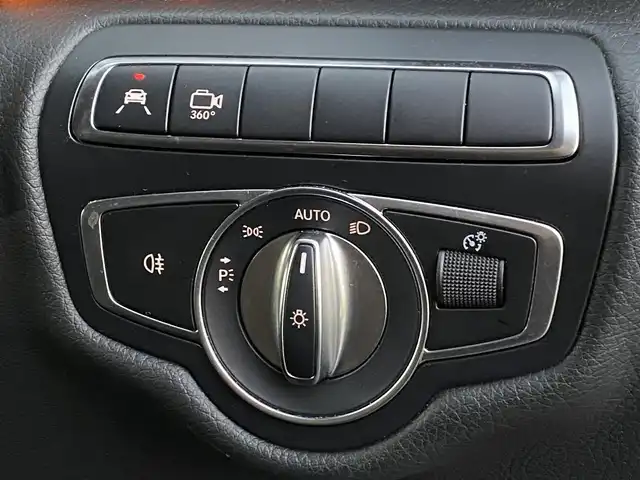 メルセデス・ベンツ Ｖ２２０ d アバンギャルド ロング 福岡県 2019(令1)年 2万km オブシディアンブラックM レーダーセーフティパッケージ/アダプティブクルーズコントロール/アクティブセーフティブレーキ/ブラインドスポットモニター/レーンキープアシスト/黒革　/前席シートヒーター/両側パワースライドドア/ブルメスター　/純正ナビ/フルセグTV/Bluetooth/全方位カメラ　/アンビエントライト　/社外後席モニター　/パワーバックドア　/LEDヘッドライト/オートライト　/ドライブレコーダー/純正19インチアルミホイール/ETC2.0