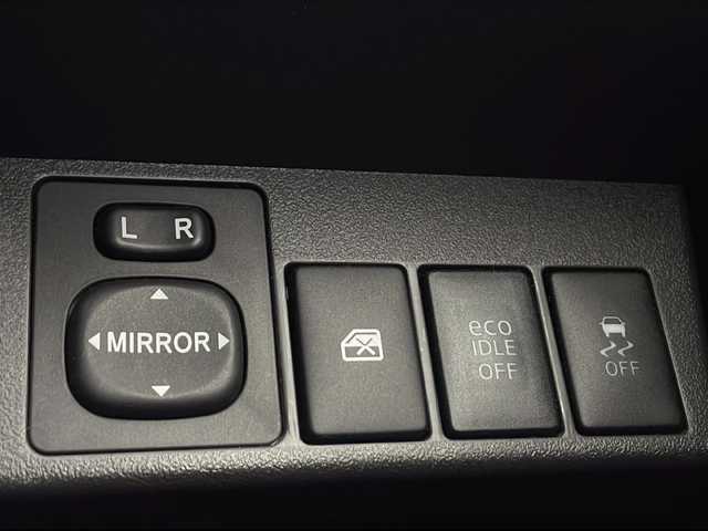 ダイハツ コペン セロ 千葉県 2015(平27)年 3.4万km パールホワイトⅢ プッシュスタート/社外ナビ（ＢＴ／ＣＤ／ＴＶ／ｉＰｏｄ）/社外ドライブレコーダー/ＥＴＣ/シートヒーター/純正ＡＷ/ステアリングリモコン/革ハンドル