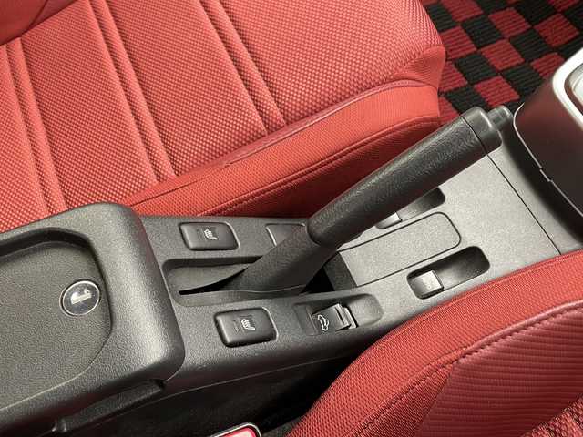 ダイハツ コペン セロ 千葉県 2015(平27)年 3.4万km パールホワイトⅢ プッシュスタート/社外ナビ（ＢＴ／ＣＤ／ＴＶ／ｉＰｏｄ）/社外ドライブレコーダー/ＥＴＣ/シートヒーター/純正ＡＷ/ステアリングリモコン/革ハンドル