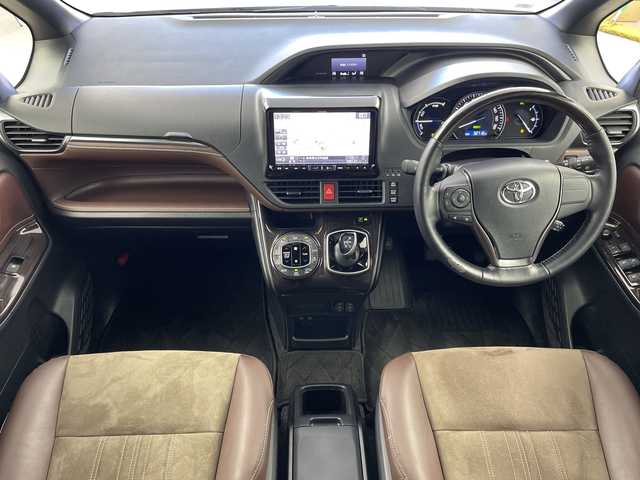 トヨタ エスクァイア ハイブリッド Gi プレミアムパッケージ 岐阜県 2019(平31)年 3.3万km ホワイトパールクリスタルシャイン ALPINＥ９インチナビ/（CD/DVD/SD/Bluetooth/HDMI）/ＡＬＰＩＮＥフリップダウンモニター/両側パワースライドドア/バックカメラ/クルーズコントロール/前席シートヒーター/ステアリングヒーター/ステアリングスイッチ/オートLEDヘッドライト/ハーフレザーシート（茶色）/スマートキー