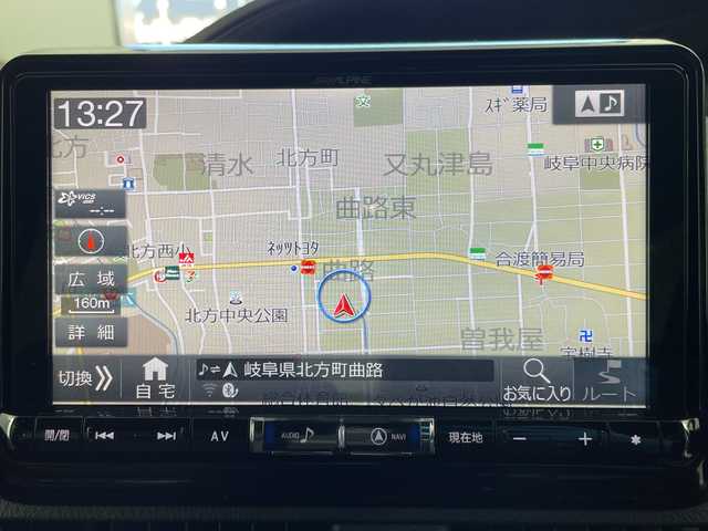 トヨタ エスクァイア ハイブリッド Gi プレミアムパッケージ 岐阜県 2019(平31)年 3.3万km ホワイトパールクリスタルシャイン ALPINＥ９インチナビ/（CD/DVD/SD/Bluetooth/HDMI）/ＡＬＰＩＮＥフリップダウンモニター/両側パワースライドドア/バックカメラ/クルーズコントロール/前席シートヒーター/ステアリングヒーター/ステアリングスイッチ/オートLEDヘッドライト/ハーフレザーシート（茶色）/スマートキー