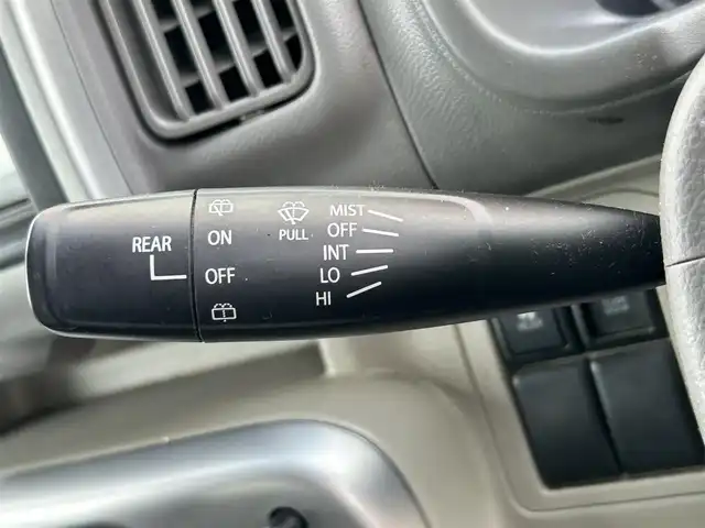 スズキ エブリィ ワゴン PZターボ スペシャル 和歌山県 2019(平31)年 8.1万km パールホワイト 社外ディスプレイオーディオ/Bluetooth/USB/ETC/衝突軽減カメラ/両側パワースライドドア/オートステップ/ステアリングスイッチ/LEDヘッドライト/フォグランプ/オートライト/オーバーヘッドコンソール/電格ミラー/パワーウィンドウ/フルオートエアコン/純正14インチAW/プッシュスタート/スマートキー