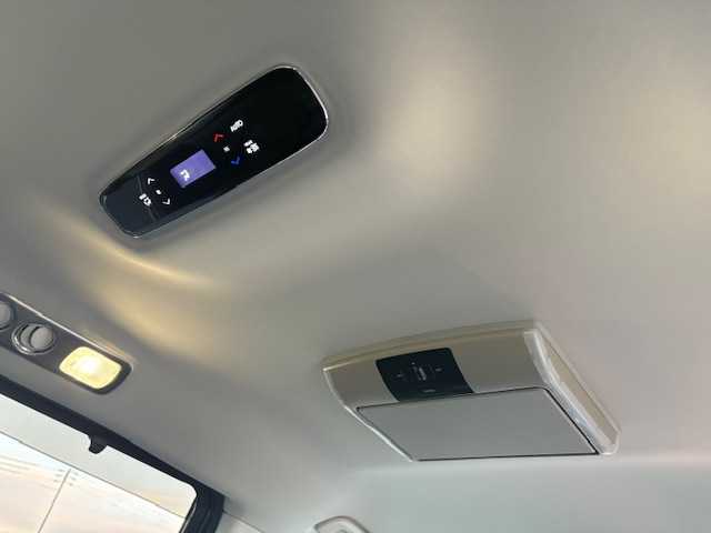 ホンダ オデッセイ ハイブリッド アブソルートセンシングEXパック 大阪府 2017(平29)年 6.9万km プレミアムヴィーナスブラックP フリップダウンモニター/純正ナビ/フルセグ/バックカメラ/ブラインドスポットモニター/ホンダセンシング/両側パワースライドドア/シートヒーター/オットマンチェア/レザーシート/LEDヘッドライト/ビルトインETC/AC100V/革巻きステアリング/スマートキー×2