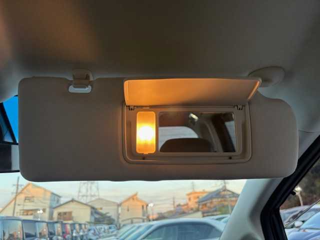 ホンダ オデッセイ ハイブリッド アブソルートセンシングEXパック 大阪府 2017(平29)年 6.9万km プレミアムヴィーナスブラックP フリップダウンモニター/純正ナビ/フルセグ/バックカメラ/ブラインドスポットモニター/ホンダセンシング/両側パワースライドドア/シートヒーター/オットマンチェア/レザーシート/LEDヘッドライト/ビルトインETC/AC100V/革巻きステアリング/スマートキー×2