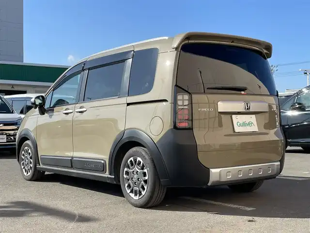 ホンダ フリード ハイブリット e:HEV クロスター 東京都 2024(令6)年 1.5万km 緑 純正メモリナビ＆フルセグ/AppleCarPlay/AndroidAuto/BluetoothAudio/USB/両側パワスラ/ＬＥＤヘッドライト　/ホンダセンシング/衝突軽減ブレーキ/先行車発進お知らせ機能/ブラインドスポットモニター　/アダプティブクルーズコントロール　/路外逸脱抑制機能 /パーキングセンサーシステム　/車線維持支援システム /オートハイビーム  /プッシュエンジンスタート/スマートキー/保証書＆取説
