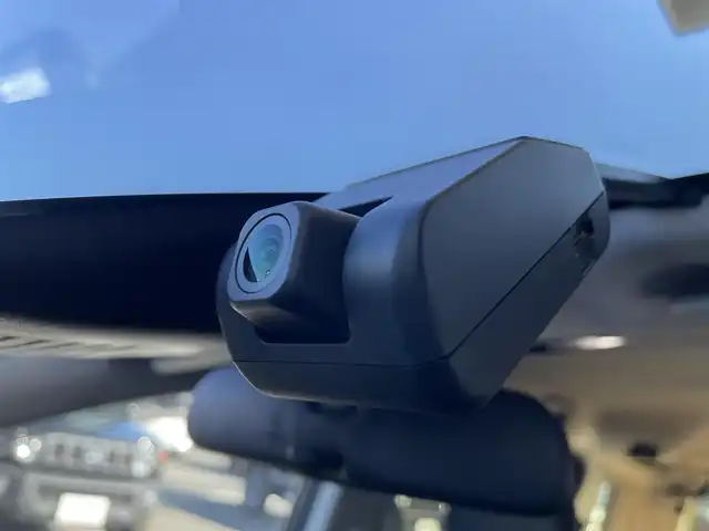 ホンダ フリード ハイブリット e:HEV クロスター 東京都 2024(令6)年 1.5万km 緑 純正メモリナビ＆フルセグ/AppleCarPlay/AndroidAuto/BluetoothAudio/USB/両側パワスラ/ＬＥＤヘッドライト　/ホンダセンシング/衝突軽減ブレーキ/先行車発進お知らせ機能/ブラインドスポットモニター　/アダプティブクルーズコントロール　/路外逸脱抑制機能 /パーキングセンサーシステム　/車線維持支援システム /オートハイビーム  /プッシュエンジンスタート/スマートキー/保証書＆取説