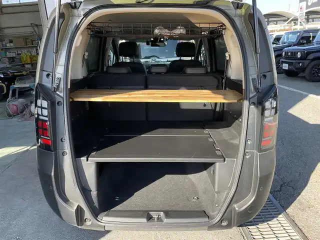 ホンダ フリード ハイブリット e:HEV クロスター 東京都 2024(令6)年 1.5万km 緑 純正メモリナビ＆フルセグ/AppleCarPlay/AndroidAuto/BluetoothAudio/USB/両側パワスラ/ＬＥＤヘッドライト　/ホンダセンシング/衝突軽減ブレーキ/先行車発進お知らせ機能/ブラインドスポットモニター　/アダプティブクルーズコントロール　/路外逸脱抑制機能 /パーキングセンサーシステム　/車線維持支援システム /オートハイビーム  /プッシュエンジンスタート/スマートキー/保証書＆取説