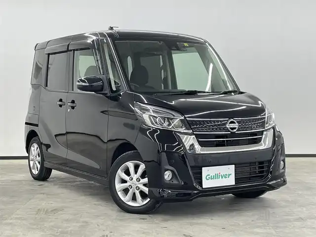 日産 デイズ ルークス ハイウェイスターX 長崎県 2019(令1)年 4.5万km ブラック 純正7インチナビ　（MM319D-W）/・フルセグTV　CD/DVD/SD/Bluetooth/AUX/プッシュスタート/ステアリングスイッチ/バックカメラ/アラウンドビューモニター/片側パワースライドドア/ETC/前後ドライブレコーダー/アイドリングストップ/インテリジェントエマージェンシーブレーキ/ビークルダイナミクスコントロール/車線逸脱警報/ハイビームアシスト/電動格納ミラー/純正フロアマット/純正14インチAW