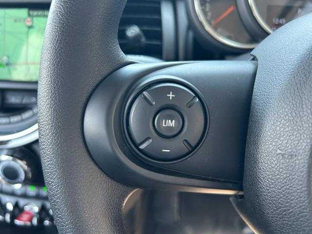 ＭＩＮＩ ミニ ヴィクトリア 埼玉県 2018(平30)年 2.2万km グレー 特別仕様車　/ナビゲーションＰＫＧ　/バックカメラ　/ＬＥＤヘッドライト　/ドライブレコーダー　/ＥＴＣ