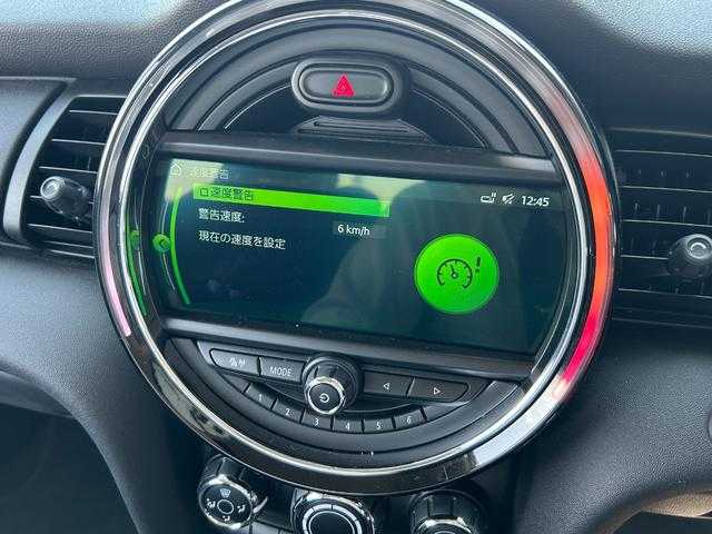 ＭＩＮＩ ミニ ヴィクトリア 埼玉県 2018(平30)年 2.2万km グレー 特別仕様車　/ナビゲーションＰＫＧ　/バックカメラ　/ＬＥＤヘッドライト　/ドライブレコーダー　/ＥＴＣ