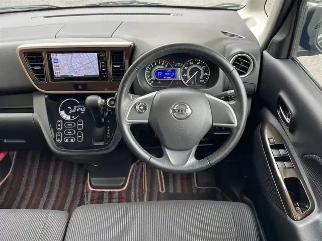 日産 デイズ ルークス ハイウェイスター Xターボ 静岡県 2017(平29)年 4.7万km モカブラウンP 社外ナビ/フルセグTV/DVD/CD/BT/SD/MSV/全方位カメラ/片側電動スライドドア/衝突軽減ブレーキ/オートハイビーム/LEDヘッドライト/前方ドライブレコーダー/ETC/純正14インチAW/スマートキー×2/保証書/取扱説明書/R7点検記録簿有
