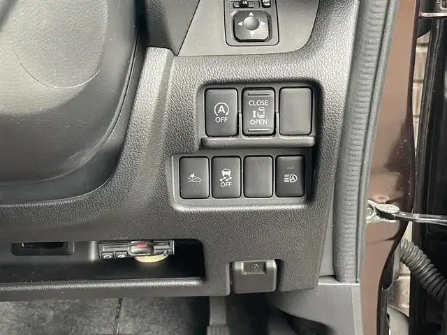 日産 デイズ ルークス ハイウェイスター Xターボ 静岡県 2017(平29)年 4.7万km モカブラウンP 社外ナビ/フルセグTV/DVD/CD/BT/SD/MSV/全方位カメラ/片側電動スライドドア/衝突軽減ブレーキ/オートハイビーム/LEDヘッドライト/前方ドライブレコーダー/ETC/純正14インチAW/スマートキー×2/保証書/取扱説明書/R7点検記録簿有