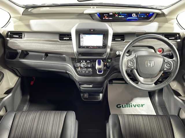 ホンダ フリード＋ ハイブリット EX 沖縄県 2019(平31)年 4.4万km ホワイトオーキッドパール 県外仕入/禁煙車/両側パワースライドドア/ホンダセンシング/純正ナビ/ＥＴＣ/革巻きステアリング/ＬＥＤヘッドライト/オートライト/純正アルミホイール/純正フロアマット/純正ドアバイザー/プッシュスタート/スマートキー/スペアキー