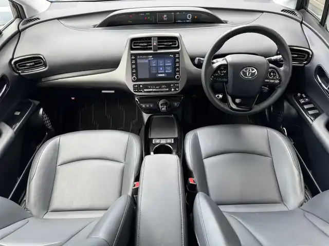 トヨタ プリウス S ツーリングセレ ブラックED 滋賀県 2021(令3)年 4.1万km プレシャスブラックパール 禁煙車/純正８型ナビ/（Bluetooth・USB・miracast・AndroidAuto・AppleCarplay）/全方位カメラ/前席シートヒーター/追従クルーズコントロール/コーナーセンサー/前方ドライブレコーダー/LEDオートライト/１００Ｖコンセント/レーンキープアシスト/ＥＴＣ　/プッシュスタート/スマートキー/スペアキー