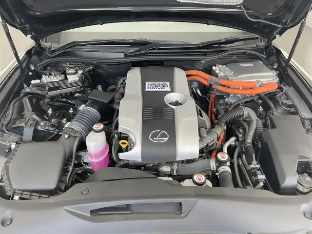 レクサス ＩＳ 300h バージョンL 愛知県 2022(令4)年 1.6万km グラファイトブラックガラスフレーク メーカーナビ　フルセグＴＶ　ＢＳＭ　黒革シート　シートヒータライトー　ＢＳＭ　ＬＥＤライト　レクサスセーフティ＋　衝突軽減装置　追随従クルコン　前後ドラレコ　パワーシート　バックカメラ　ＥＴＣ　禁煙車