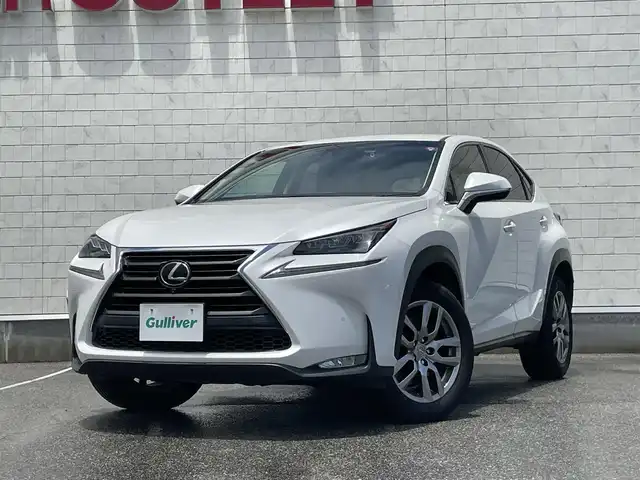 レクサス ＮＸ 200t Iパッケージ 富山県 2016(平28)年 5.6万km ソニッククォーツ 純正ナビ/フルセグＴＶ／Ｂｌｕｅｔｏｏｔｈ/三眼ＬＥＤヘッドライト/ヘッドアップディスプレイ/ステアリングヒーター/パワーバックドア/純正ＡＷ１８インチ/ＥＴＣ/ＢＳＭ/コーナーセンサー/黒革シート/レーンキープアシスト/スマートキー/前後ドライブレコーダー/カードキー/W＋サイドエアバック/カーテンエアバック/保証書／取説有り