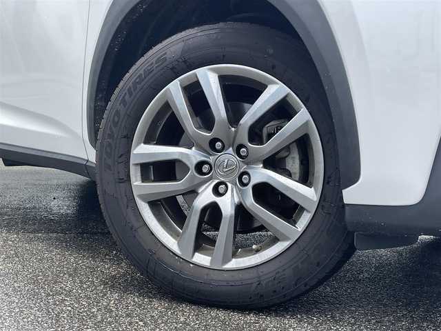 レクサス ＮＸ 200t Iパッケージ 富山県 2016(平28)年 5.6万km ソニッククォーツ 純正ナビ/フルセグＴＶ／Ｂｌｕｅｔｏｏｔｈ/三眼ＬＥＤヘッドライト/ヘッドアップディスプレイ/ステアリングヒーター/パワーバックドア/純正ＡＷ１８インチ/ＥＴＣ/ＢＳＭ/コーナーセンサー/黒革シート/レーンキープアシスト/スマートキー/前後ドライブレコーダー/カードキー/W＋サイドエアバック/カーテンエアバック/保証書／取説有り
