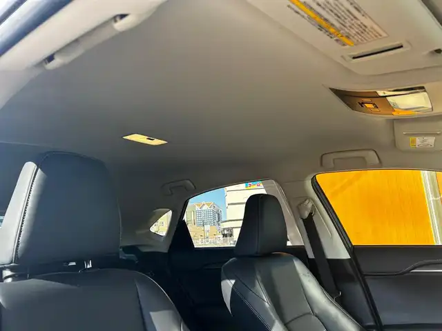 レクサス ＮＸ 200t Iパッケージ 富山県 2016(平28)年 5.6万km ソニッククォーツ 純正SDナビ/フルセグTV/Bluetooth接続/AM/FMラジオ/CD再生/USB接続/ヘッドアップディスプレイ/ステアリングヒーター/D/N席パワーシート/D/N席シートヒーター/パワーバックドア/ETC/ブラインドスポットモニター/コーナーセンサー/純正ＡＷ１８インチ/黒革シート/レーンキープアシスト/スマートキー/前後ドラレコ/W＋サイドエアバック/カーテンエアバック