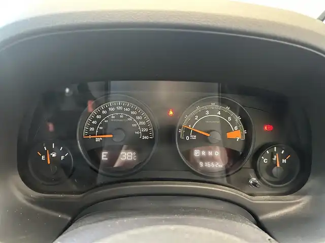 クライスラー・ジープ ジープ コンパス ブラックエディション 大阪府 2016(平28)年 9.2万km 白 100台限定車/ナビ/TV/バック・サイドカメラ/Bluetooth/CD/DVD/クルコン/純正17インチAW/ETC