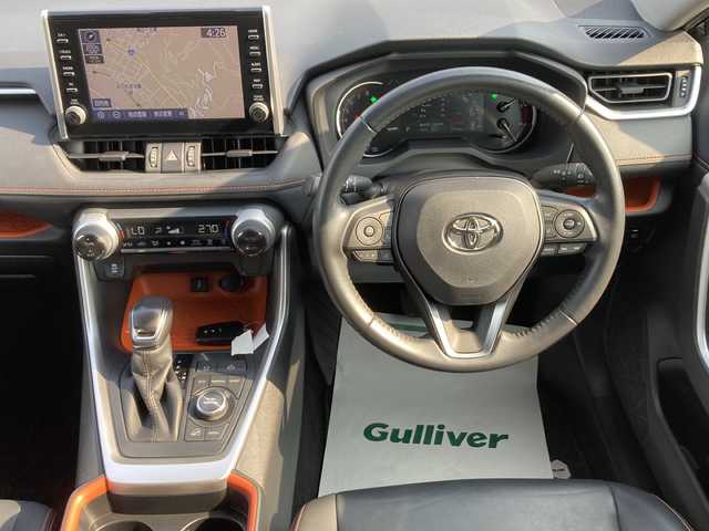 トヨタ ＲＡＶ４ アドベンチャー 佐賀県 2020(令2)年 5万km アティチュードブラックマイカ 4WD/トヨタコネクトナビ/バックカメラ/トヨタセーフティセンス/・プリクラッシュセーフティ/・レーンディパーチャーアラート/・オートハイビーム/・アダプティブクルーズコントロール/ブラインドスポットモニター/クリアランスソナー/リアクロストラフィックアラート/デジタルインナーミラー/電動パーキングブレーキ/オートブレーキホールド/パワーバックドア/レザーシート/パワーシート/ビルトインETC/ドライブレコーダー/プッシュスタート/スマートキー/LEDヘッドライト/純正アルミホイール