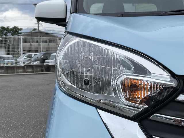 日産 デイズ ルークス X Vセレクション 福岡県 2018(平30)年 4.4万km ホワイトソリッド/アイスブルー 純正7型SDナビ（フルセグTV/BT/CD/DVD）全方位モニターコーナーセンサー両側パワスラナビ連動純正ドラレコETC純正フロアマットツートンカラー純正14inchAWスマートキープッシュスタート