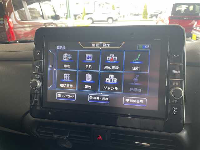 日産 ルークス ハイウェイスター X 愛知県 2020(令2)年 8.1万km ホワイトパール 純正ナビ(MM320D-L)/・FM/AM/Bluetooth/・フルセグ/CD/DVD再生/・アラウンドビューモニター/バックカメラ/エマージェンシーブレーキ/車線逸脱警報/片側パワスラ/ハンズフリースライドドア/ドアバイザー/ドライブレコーダー(DH5-D)/純正フロアマット/ETC/保証書
