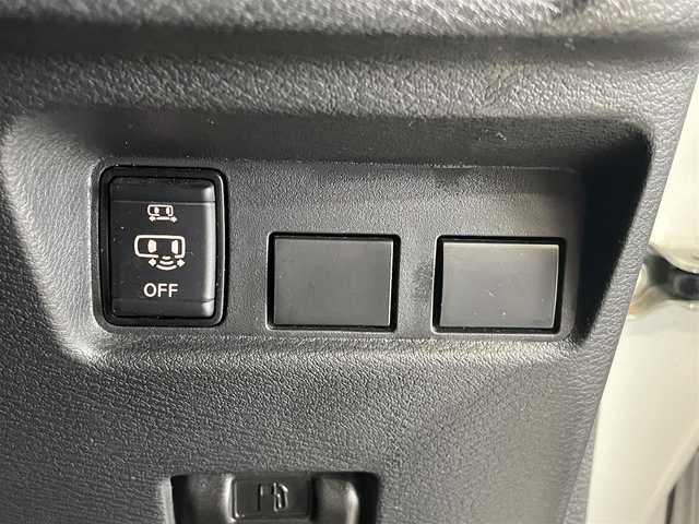 日産 ルークス ハイウェイスター X 愛知県 2020(令2)年 8.1万km ホワイトパール 純正ナビ(MM320D-L)/・FM/AM/Bluetooth/・フルセグ/CD/DVD再生/・アラウンドビューモニター/バックカメラ/エマージェンシーブレーキ/車線逸脱警報/片側パワスラ/ハンズフリースライドドア/ドアバイザー/ドライブレコーダー(DH5-D)/純正フロアマット/ETC/保証書