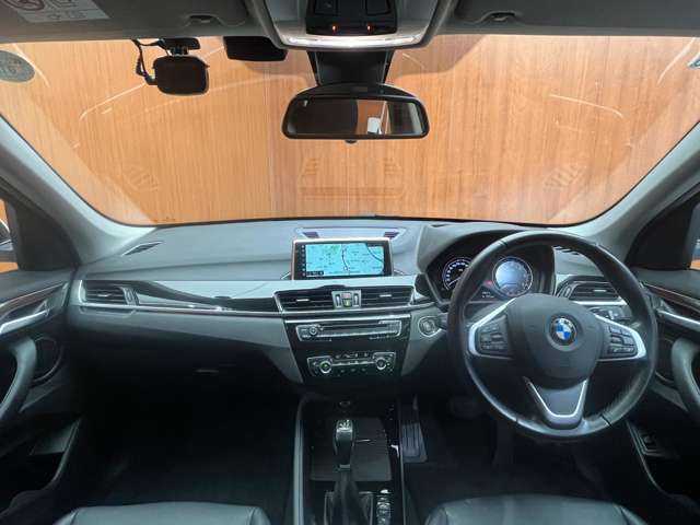 ＢＭＷ Ｘ１ xDrive 18d xライン 千葉県 2018(平30)年 5万km パール ＡＣＣ　/ＨＵＤ　/コンフォートＰＫＧ　/純正ナビ　/バックカメラ　/ハーフレザーシート　/シートヒーター　/ＬＥＤヘッドライト　/オートライト　/電動リアゲート　/ＥＴＣ　/ドライブレコーダー　/純正１８インチＡＷ