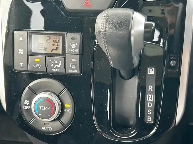 ダイハツ タント カスタム RS SA 大阪府 2013(平25)年 5.9万km ナイトシャドーパープルクリスタルM スマートアシスト/社外ナビ/   TV/CD/DVD/Bluetooth/USB/バックモニター/両側パワースライドドア/前方ドライブレコーダー/アイドリングストップ/ステアリングスイッチ/純正15インチアルミホイール/プッシュスタート/スマートキー/ＥＴＣ/ＬＥＤ/禁煙車