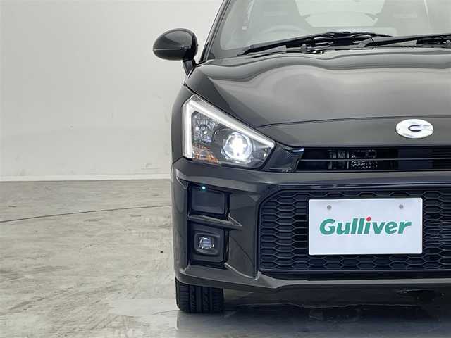 トヨタ コペン GRスポーツ 滋賀県 2023(令5)年 0.4万km ブラックマイカメタリック 禁煙車/純正７インチナビ/【Bluetooth/フルセグ/CD/DVD/iPod】/純正ETC/純正前ドラレコ/バックカメラ/BBS１６AW/衝突軽減ブレーキ/LEDヘッドライト/オートライト/純正MOMOステアリング/パドルシフト/純正RECAROシート/D/N席シートヒーター/プッシュスタート/ステアリングリモコン/スマートキー