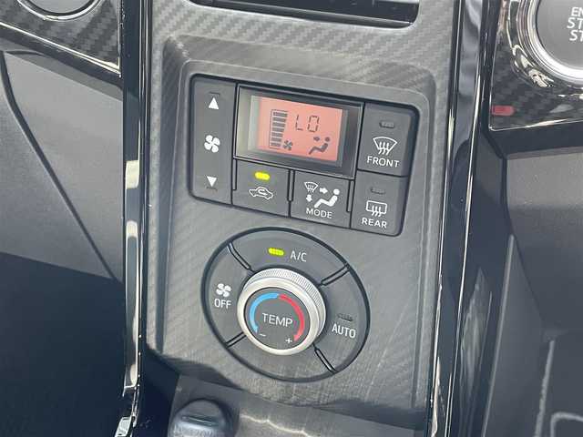 トヨタ コペン GRスポーツ 滋賀県 2023(令5)年 0.4万km ブラックマイカメタリック 禁煙車/純正７インチナビ/【Bluetooth/フルセグ/CD/DVD/iPod】/純正ETC/純正前ドラレコ/バックカメラ/BBS１６AW/衝突軽減ブレーキ/LEDヘッドライト/オートライト/純正MOMOステアリング/パドルシフト/純正RECAROシート/D/N席シートヒーター/プッシュスタート/ステアリングリモコン/スマートキー