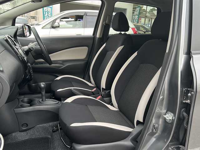 日産 ノート X Vセレクション 兵庫県 2020(令2)年 0.9万km ダークメタルグレー 登録時走行距離8279km/ワンオーナー/純正ナビ/フルセグTV/Bluetooth/インテリジェントエマージェンシーブレーキ/VDC/車線逸脱警報/踏み間違い衝突防止アシスト/フロント、バックソナー/LEDヘッドランプ/オートライト/ETC/純正フロアマット/保証書/取説/スペアキー1本