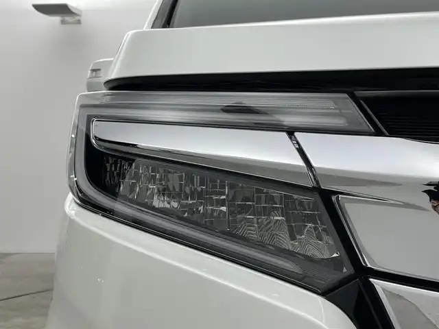 ホンダ ステップワゴン スパーダ eHEV G ホンダS 群馬県 2022(令4)年 5.1万km プラチナホワイトパール 社外９インチナビ　バックカメラ　両側パワースライドドア　アダプティブクルーズコントロール　ＬＥＤライト　純正１６インチＡＷ　ステアリングリモコン　ドライブレコーダー　ＥＴＣ２．０　スマートキー　禁煙車