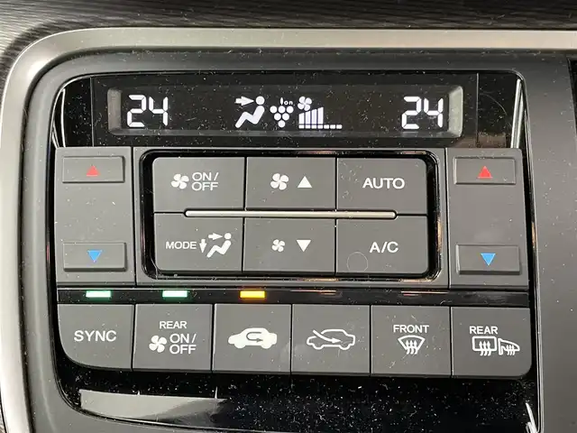 ホンダ ステップワゴン スパーダ eHEV G ホンダS 群馬県 2022(令4)年 5.1万km プラチナホワイトパール 社外９インチナビ　バックカメラ　両側パワースライドドア　アダプティブクルーズコントロール　ＬＥＤライト　純正１６インチＡＷ　ステアリングリモコン　ドライブレコーダー　ＥＴＣ２．０　スマートキー　禁煙車