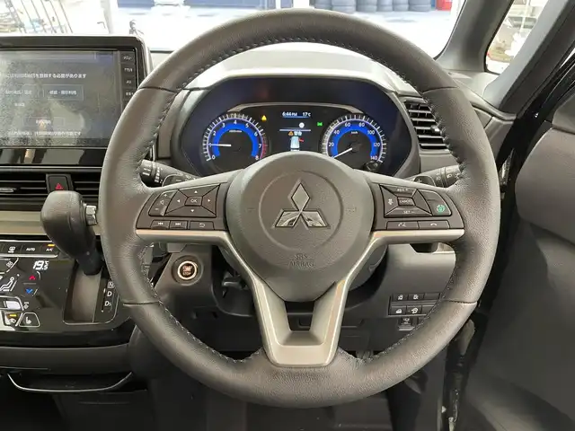 三菱 デリカミニ T プレミアム 滋賀県 2025(令7)年 0.1千km アメジストブラック 届出済み未使用車/純正9インチディスプレイオーディオ/【Bluetooth/Apple CarPlay/Android Auto】/両側パワースライドドア/ハーフレザーシート/全方位カメラ/MI-PILOT/クリアランスソナー/レーンキープアシスト/LEDヘッドライト/オートマチックハイビーム/衝突軽減ブレーキ/D/Nシートヒーター/ステアリングヒーター/ヒルディセントコントロール/デジタルインナーミラー/電動パーキングブレーキ/オートブレーキホールド/パドルシフト/後席ロールサンシェード/プッシュスタート/スマートキー/ステアリングリモコン