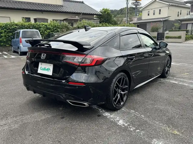 ホンダ シビック EX 静岡県 2022(令4)年 5.6万km クリスタルブラックパール ワンオーナー/ホンダセンシング/渋滞追従機能付クルーズコントロール/トラフィックジャムアシスト/アダプティブドライビングビーム/純正ナビ/・Bluetooth・フルセグTV/・ハンズフリー・USB・iPod/・車内Wi-Fi（別途プラン購入が必要）/・AM/FMラジオ・スマートフォン連携/BOSEプレミアムサウンドシステム/ワイヤレス充電器/バックカメラ/ビルトインETC2.0/10.2インチデジタルグラフィックメーター/ハーフレザーシート/前席パワーシート/（運転席8Way/助手席4Way）/前席シートヒーター/パドルシフト/フットライト/シートアンダーライト/センターコンソールボックスイルミ/ドリンクホルダーイルミ/スマートキー（スペア有り）/プッシュスタート/LEDフォグランプ/フロアマット/ドアバイザー/純正18インチAW/ウィンカーミラー/オートリトラクタブルミラー/取説・新車時保証書