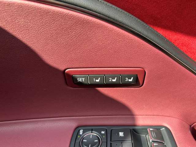 レクサス ＬＣ 500 Lパッケージ 佐賀県 2021(令3)年 3.2万km ブラック 純正ナビ/Bluetooth/CD/DVD/USB/フルセグTV/バックカメラ/レクサスセーフティシステム＋/・プリクラッシュセーフティ/・レーンキープアシスト/・オートマチックハイビーム/・レーダークルーズコントロール/・ブラインドスポットモニター/・クリアランスソナー/前後ドライブレコーダー/LEDオートライト/前席シートヒーター/エアシート/ステアリングヒーター/前席パワーシート/シートメモリ/パドルシフト/ブレーキホールド/ETC/スペアキー×2/保証書/取扱説明書/点検記録簿(R3/4)