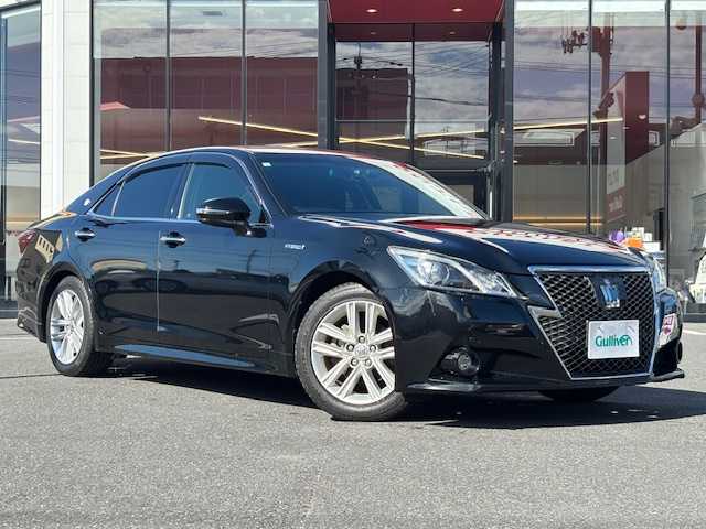 トヨタ クラウン ハイブリッド アスリートG 宮城県 2014(平26)年 10.4万km プレシャスブラックパール 登録時走行距離103420km/純正HDDナビ/フルセグTV/Bluetooth/AM/FM/CD/DVD/レーダークルーズコントロール/オートライト/バックカメラ/ドライブレコーダー/インテリジェットクリアランスソナー/プリクラッシュセーフティ/パワーシート/シートメモリー/プッシュスタート/スマートキー/LED/純正フロアマット/フォグランプ/純正AW/コーナーセンサー/後席サンシェード/4WD/電動格納ミラー/ドアバイザー