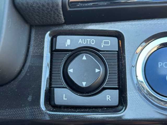 トヨタ クラウン ハイブリッド アスリートG 宮城県 2014(平26)年 10.4万km プレシャスブラックパール 登録時走行距離103420km/純正HDDナビ/フルセグTV/Bluetooth/AM/FM/CD/DVD/レーダークルーズコントロール/オートライト/バックカメラ/ドライブレコーダー/インテリジェットクリアランスソナー/プリクラッシュセーフティ/パワーシート/シートメモリー/プッシュスタート/スマートキー/LED/純正フロアマット/フォグランプ/純正AW/コーナーセンサー/後席サンシェード/4WD/電動格納ミラー/ドアバイザー