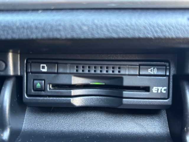 トヨタ クラウン ハイブリッド アスリートG 宮城県 2014(平26)年 10.4万km プレシャスブラックパール 登録時走行距離103420km/純正HDDナビ/フルセグTV/Bluetooth/AM/FM/CD/DVD/レーダークルーズコントロール/オートライト/バックカメラ/ドライブレコーダー/インテリジェットクリアランスソナー/プリクラッシュセーフティ/パワーシート/シートメモリー/プッシュスタート/スマートキー/LED/純正フロアマット/フォグランプ/純正AW/コーナーセンサー/後席サンシェード/4WD/電動格納ミラー/ドアバイザー