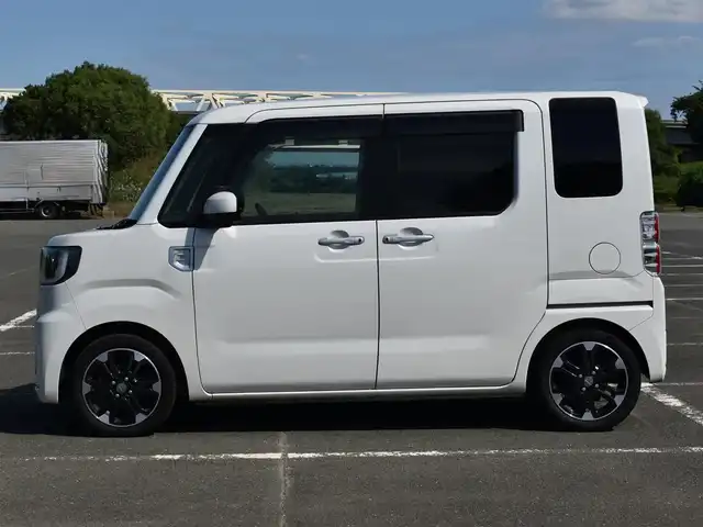 ダイハツ ウェイク G ターボ　レジャーエディション SA Ⅲ 福岡県 2020(令2)年 10.5万km パールホワイトⅢ スマートアシストIII/純正ナビ(NSZN-X70D)/フルセグTV/バックカメラ/ETC/純正15インチアルミホイール/両側パワースライドドア/純正フロアマット/純正ドアバイザー