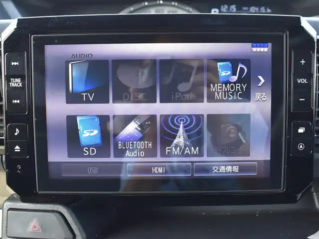 ダイハツ ウェイク G ターボ　レジャーエディション SA Ⅲ 福岡県 2020(令2)年 10.5万km パールホワイトⅢ スマートアシストIII/純正ナビ(NSZN-X70D)/フルセグTV/バックカメラ/ETC/純正15インチアルミホイール/両側パワースライドドア/純正フロアマット/純正ドアバイザー