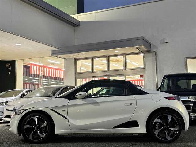 ホンダ Ｓ６６０ α 熊本県 2016(平28)年 5万km プレミアムスターホワイトパール 純正ディスプレイオーディオ/【BT/USB/HDMI】/バックカメラ/CTBA/クルーズコントロール/革巻きステアリング/ステアリングリモコン/パドルシフト/ETC/ハーフレザーシート/純正15インチアルミホイール/LEDオートライト/プッシュスタート/スマートキー/スペアキー/純正フロアマット