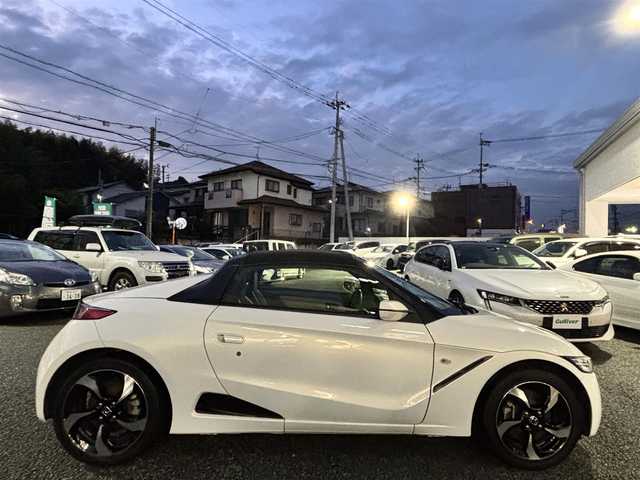 ホンダ Ｓ６６０ α 熊本県 2016(平28)年 5万km プレミアムスターホワイトパール 純正ディスプレイオーディオ/【BT/USB/HDMI】/バックカメラ/CTBA/クルーズコントロール/革巻きステアリング/ステアリングリモコン/パドルシフト/ETC/ハーフレザーシート/純正15インチアルミホイール/LEDオートライト/プッシュスタート/スマートキー/スペアキー/純正フロアマット