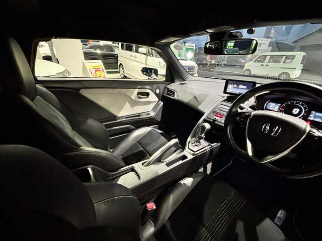 ホンダ Ｓ６６０ α 熊本県 2016(平28)年 5万km プレミアムスターホワイトパール 純正ディスプレイオーディオ/【BT/USB/HDMI】/バックカメラ/CTBA/クルーズコントロール/革巻きステアリング/ステアリングリモコン/パドルシフト/ETC/ハーフレザーシート/純正15インチアルミホイール/LEDオートライト/プッシュスタート/スマートキー/スペアキー/純正フロアマット