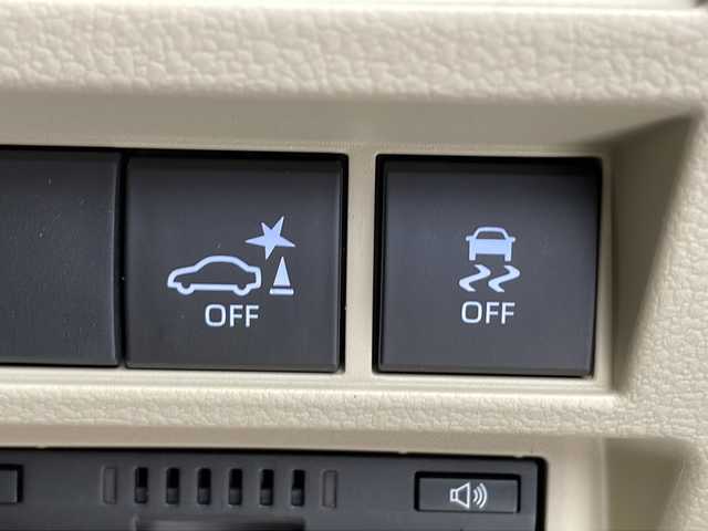 トヨタ ランドクルーザー ZX 千葉県 2024(令6)年 1.2万km プレシャスホワイトパール 純正ナビ/　CD/DVD/Bluetooth/フルセグTV/　Apple car play/Android Auto/JBLサウンド/モデリスタエアロパッケージA＋リアスポイラー/サンルーフ/純正後席モニター/トヨタセーフティセンス/レーダークルーズコントロール/レーンキープアシスト/衝突軽減ブレーキ/クリアランスソナー/全方位カメラ/ヘッドアップディスプレイ/ブラインドスポットモニター/先行車発進警報/ロードサインアシスト/ダウンヒルアシスト/電動パーキング/オートホールド/オートハイビーム/指紋認証スタートボタン/ルーフレール/クールBOX/レザーシート/前席パワーシート/運転席シートメモリー/シートヒーター/エアーシート（セカンドシートまで）/ステアリングヒーター/パワーバックドア/電動格納サードシート/三眼LED/フォグランプ/ビルトインETC２．０/フロアマット/ドアバイザー